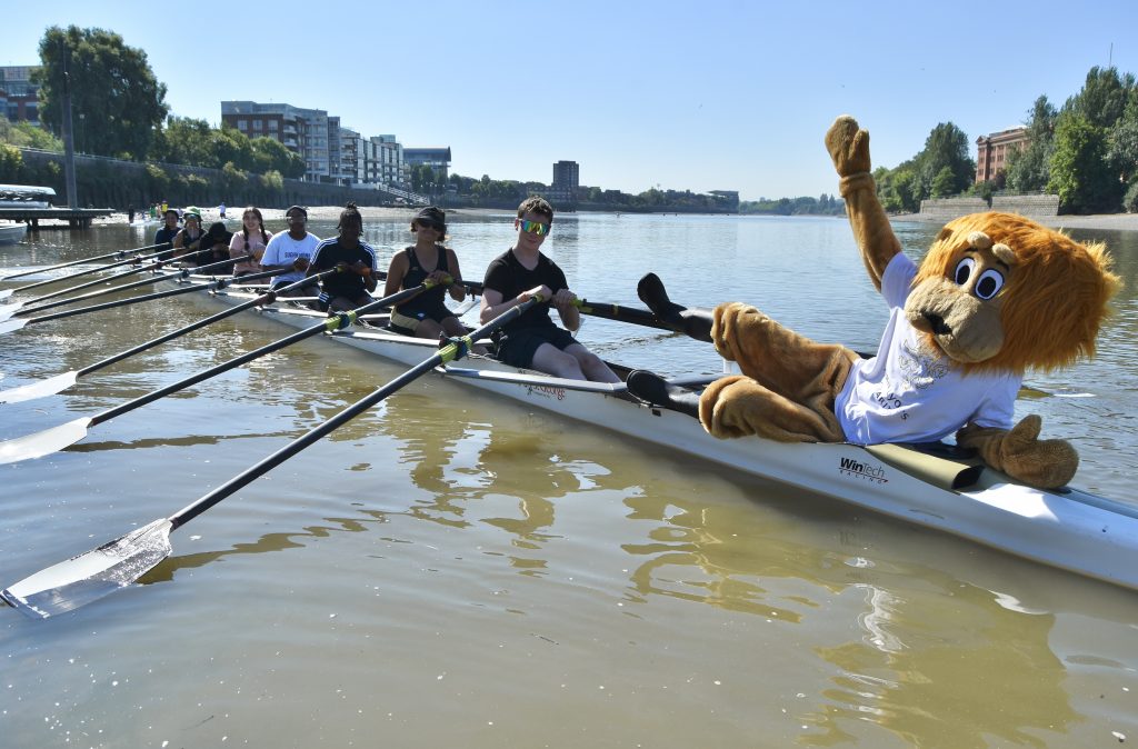 John the Lyon on the Thames